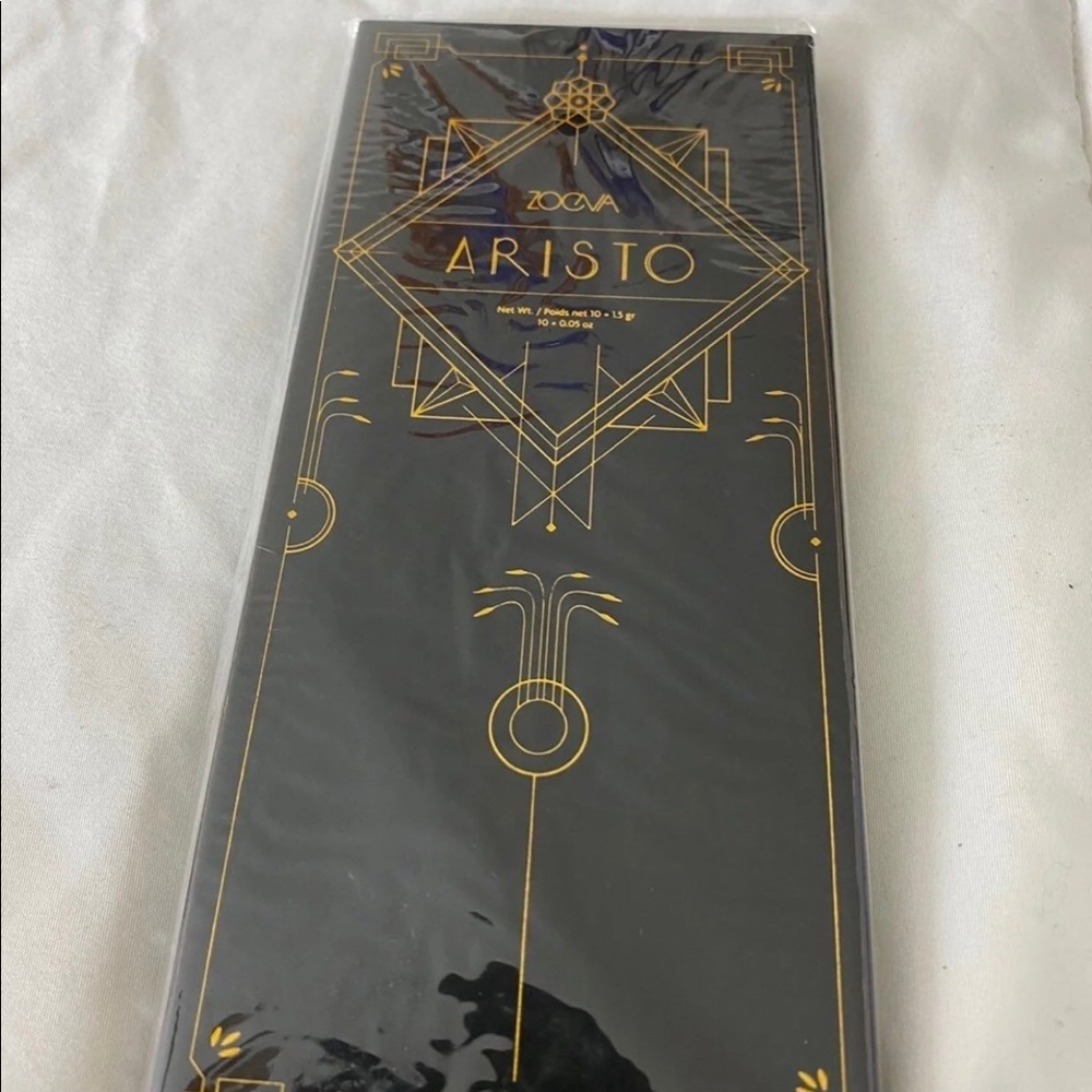 Zoeva eyeshadow palette